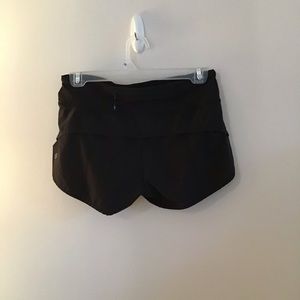 Women’s Lululemon shorts